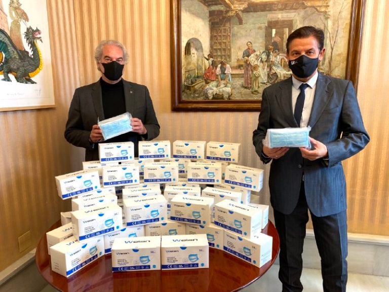 Reparto mascarillas