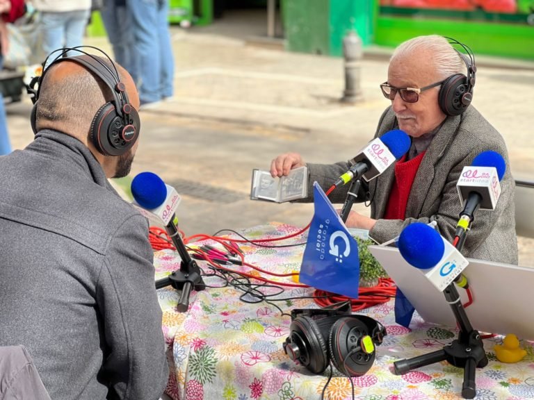 Antonio, de 93 años, vive en granada desde 196