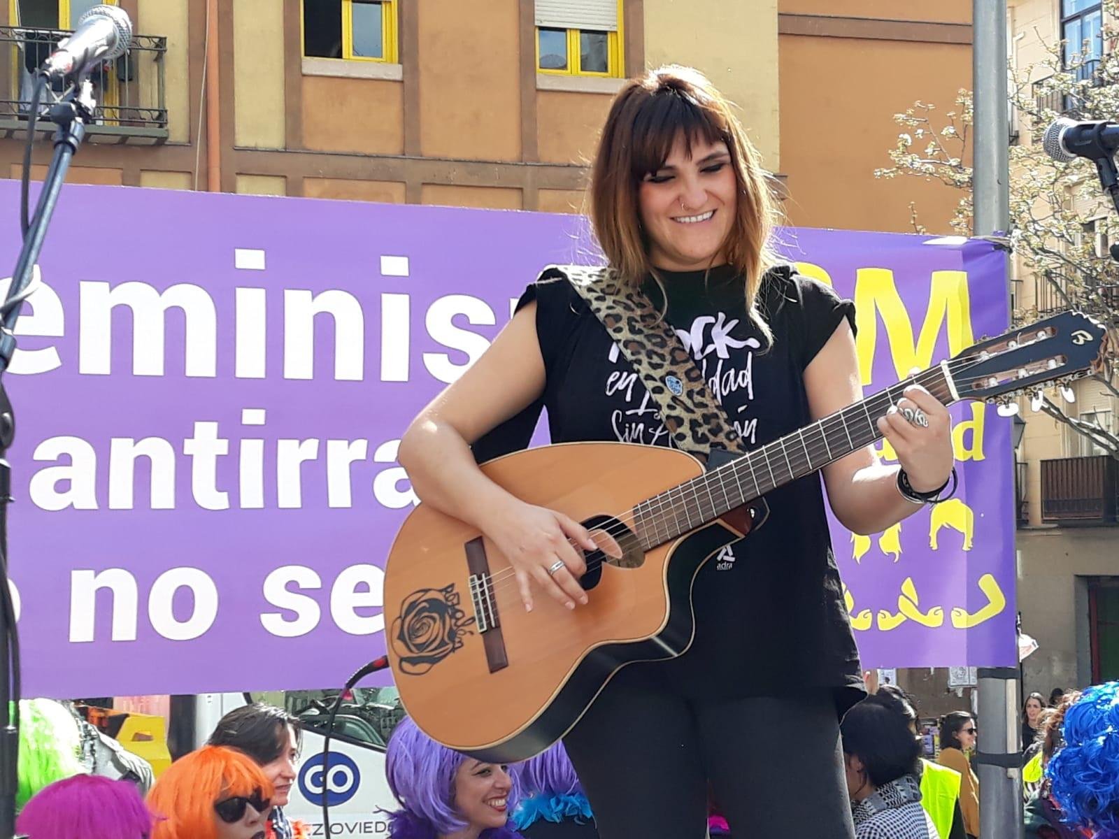 Rozalén en el festival “Granada 100% Mujer”